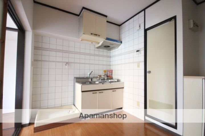 広島県広島市西区草津新町1丁目の賃貸マンションの内装