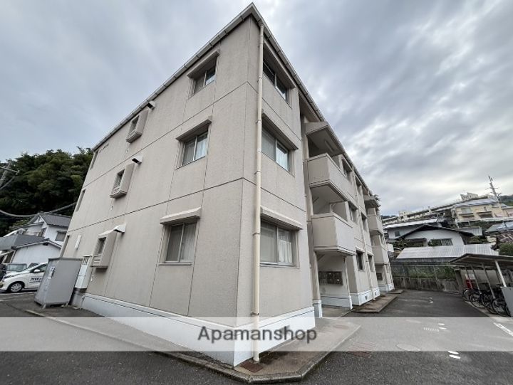 コーポ川本の外観