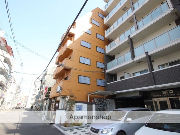 広島県広島市中区榎町の賃貸マンションの外観