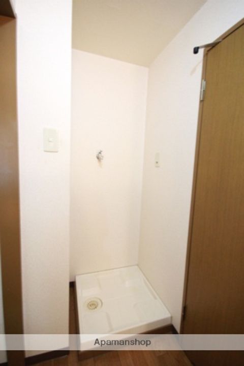 広島県広島市佐伯区五日市6丁目の賃貸マンションの内装