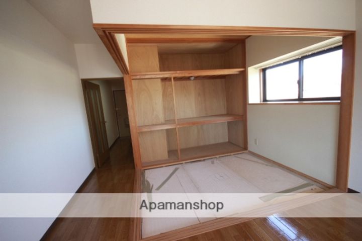 広島県広島市佐伯区五日市6丁目の賃貸マンションの内装