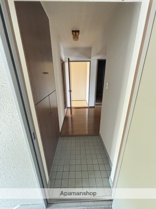 広島県広島市安佐南区大町東1丁目の賃貸マンションの玄関