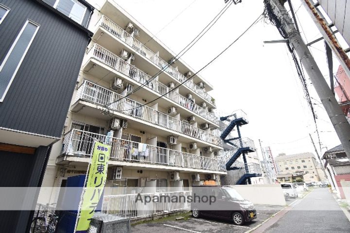 広島県広島市中区南千田東町の賃貸マンションの外観