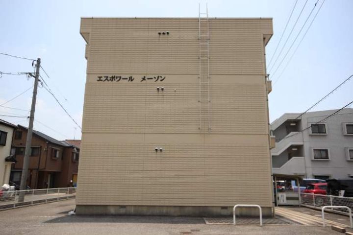 エスポワールメーゾンの外観