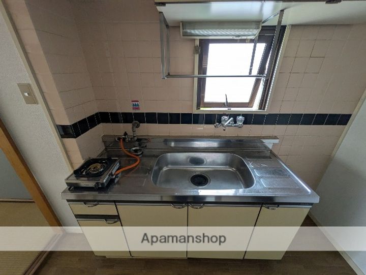 広島県広島市中区江波栄町の賃貸マンションのキッチン