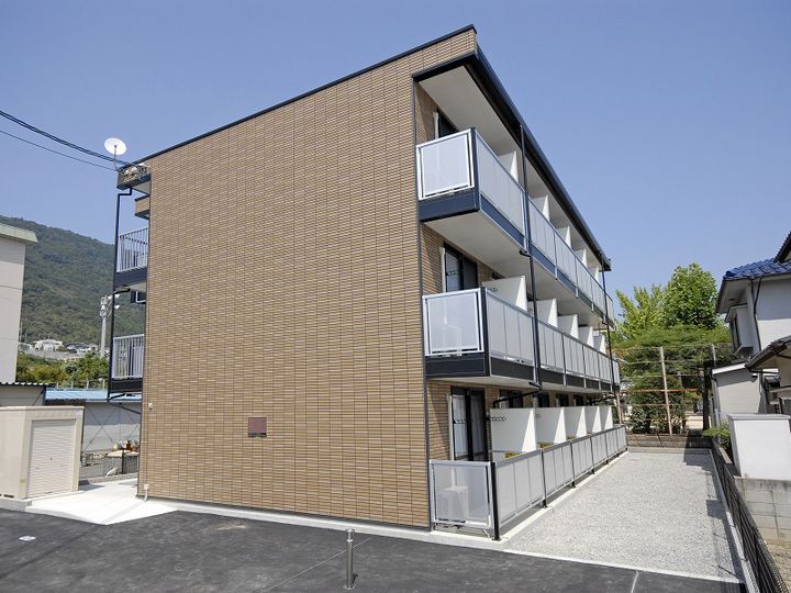 レオパレスさくら306の外観