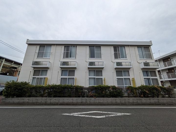 レオパレスCHAMBRE N201の外観