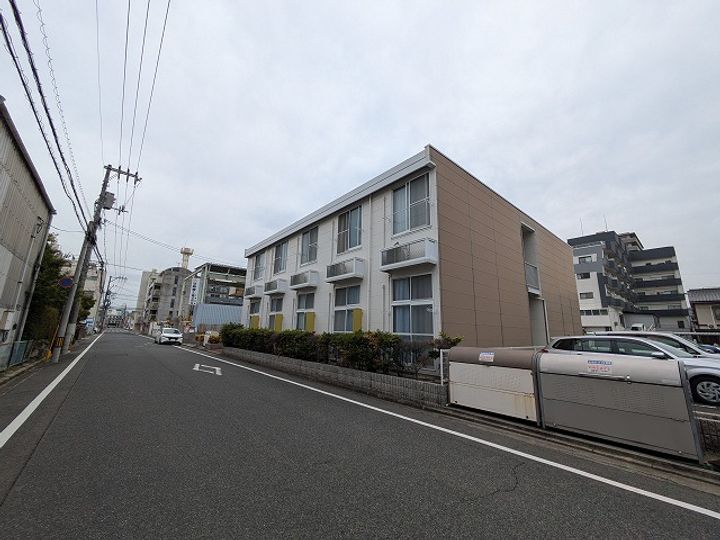 レオパレスCHAMBRE N201の外観