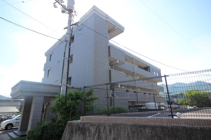 タウニ-ヒルズ2の外観