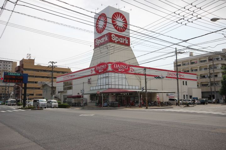 レオパレスジュネスEBA102の周辺