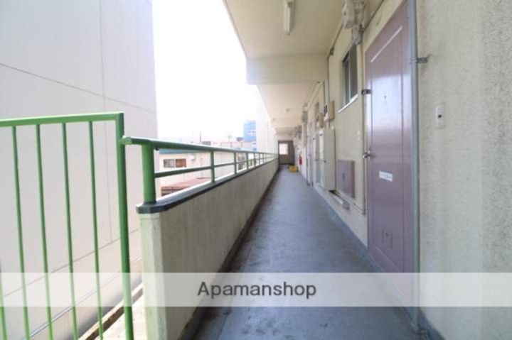 広島県広島市西区中広町2丁目の賃貸マンションの外観