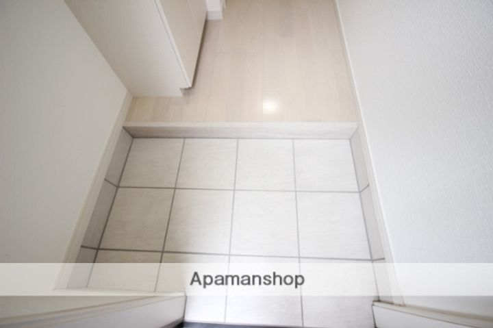 広島県広島市中区江波二本松1丁目の賃貸アパート104の玄関