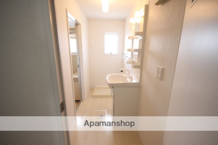 広島県広島市佐伯区海老園4丁目の賃貸マンションの内装