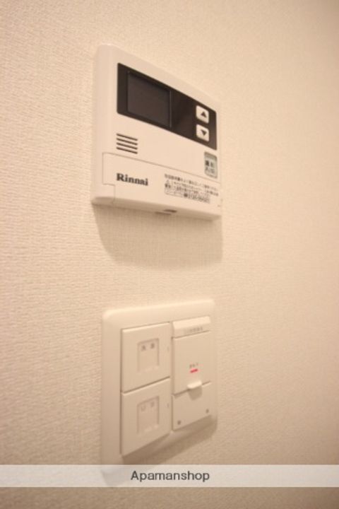 広島県広島市中区東千田町1丁目の賃貸マンションの内装