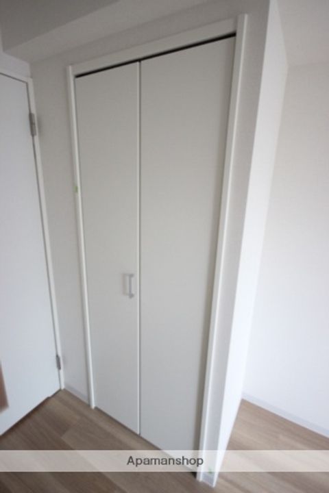 広島県広島市中区東千田町1丁目の賃貸マンションの内装