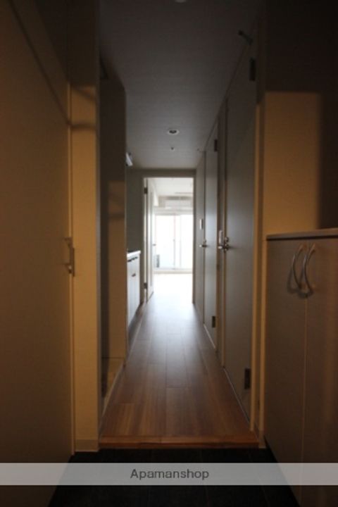 広島県広島市中区東千田町1丁目の賃貸マンションの玄関