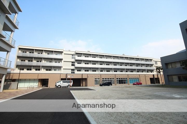 広島県広島市中区東千田町1丁目の賃貸マンションの外観