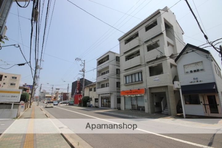 広島県広島市佐伯区五日市中央3丁目の賃貸マンションの外観