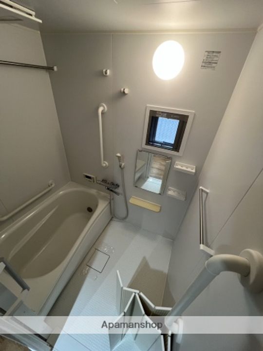 広島県広島市安佐南区大町東1丁目の賃貸マンションの風呂