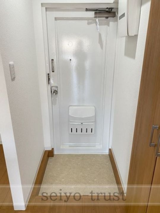 西興ビル402号室の内装