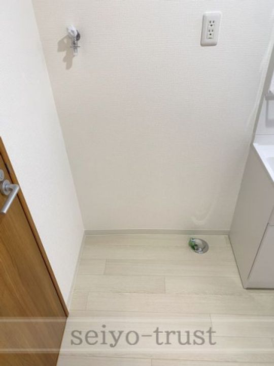 西興ビル402号室の内装