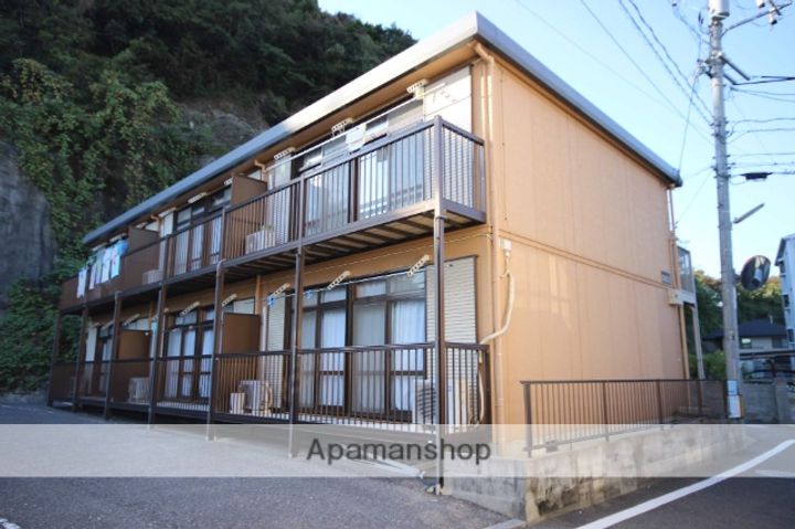 広島県広島市佐伯区旭園の賃貸アパートの外観