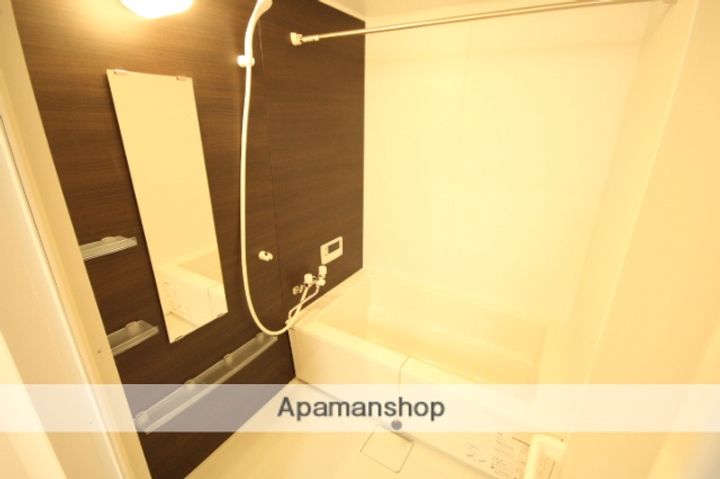 広島県広島市中区宝町の賃貸マンションの風呂