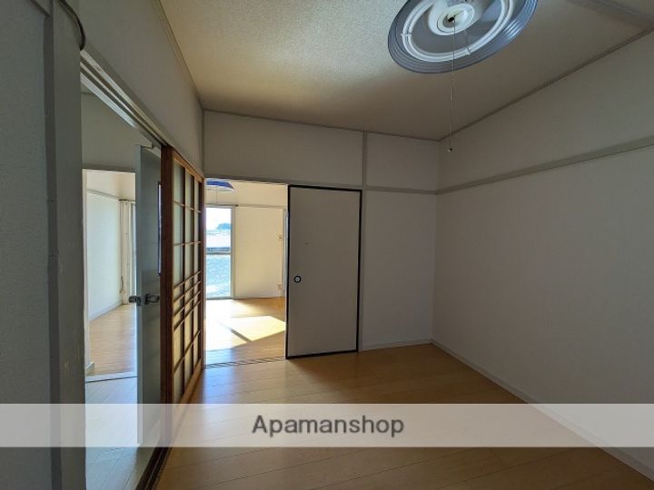 広島県広島市中区江波東1丁目の賃貸マンション403の内装