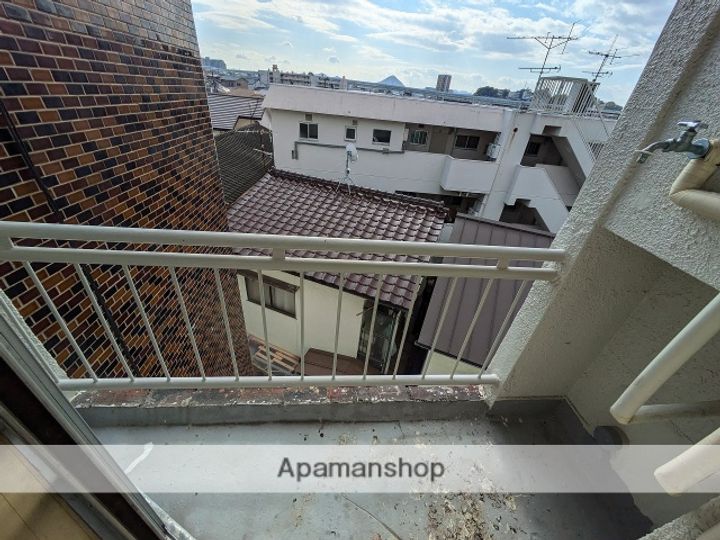 広島県広島市中区江波東1丁目の賃貸マンション403の内装