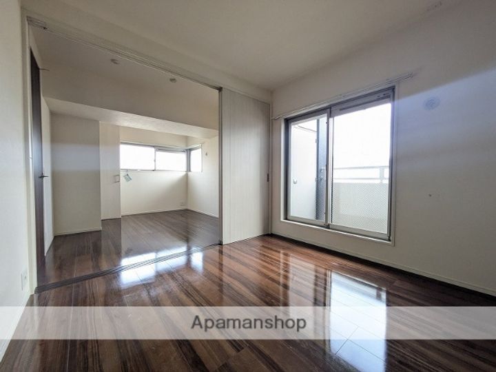 広島県広島市中区加古町の賃貸マンションの内装