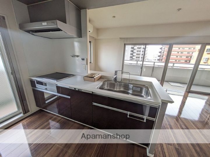 広島県広島市中区加古町の賃貸マンションのキッチン