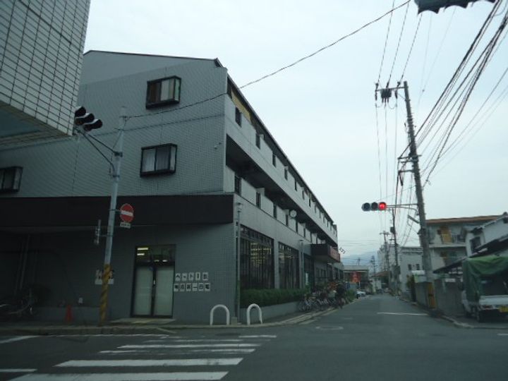 エクセレント・ビュー中尾の周辺