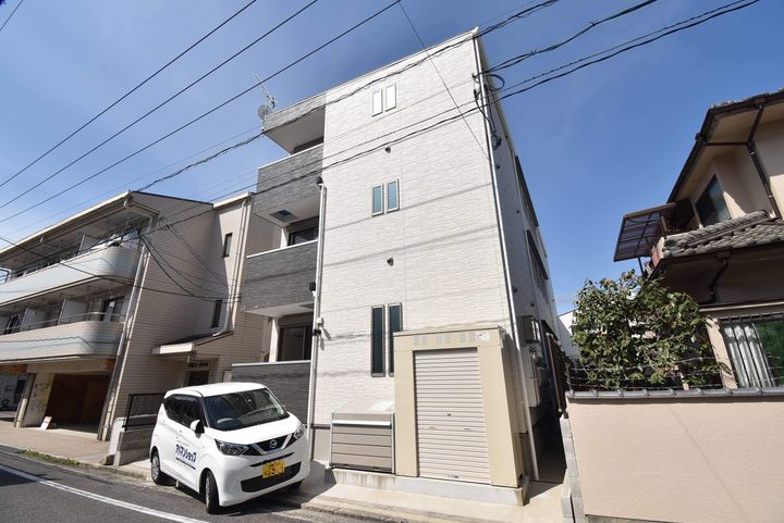 広島県広島市南区宇品御幸2丁目の賃貸アパートの外観