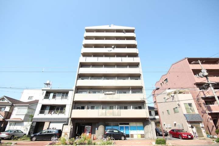 第15片山ビル503号室の外観