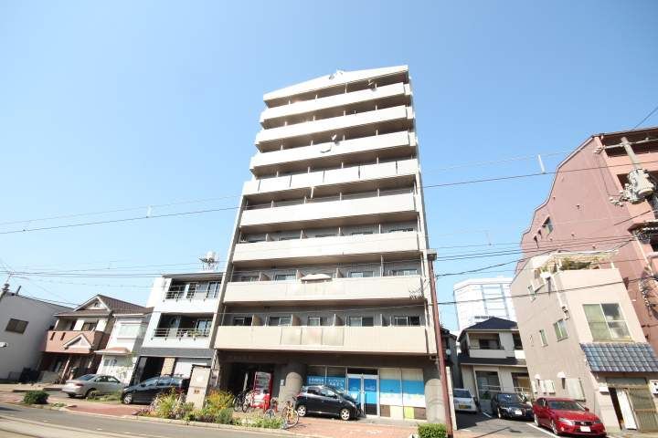 第15片山ビル503号室の外観