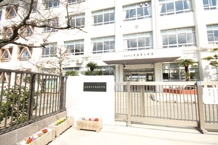 第15片山ビル503号室の周辺