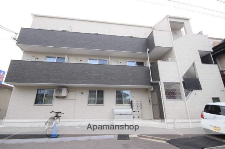 広島県廿日市市下平良1丁目の賃貸アパートの外観