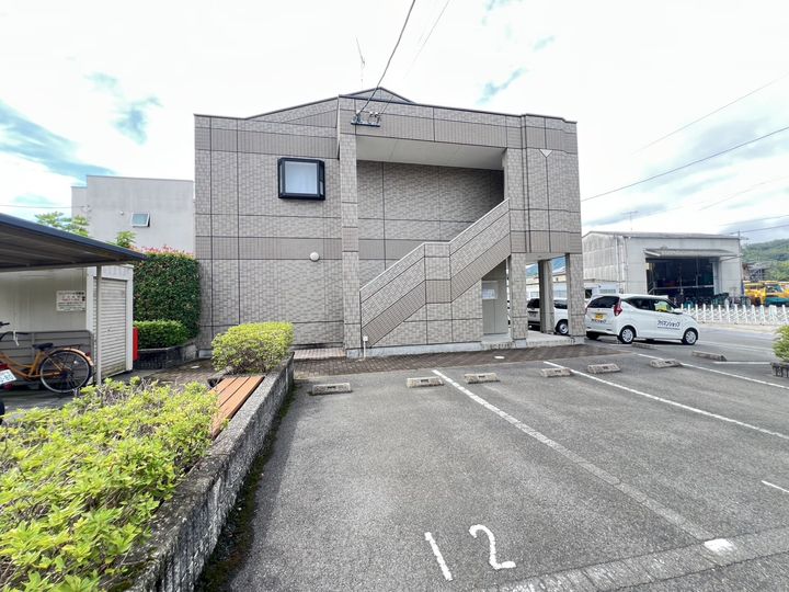 サンキャッスル202の外観