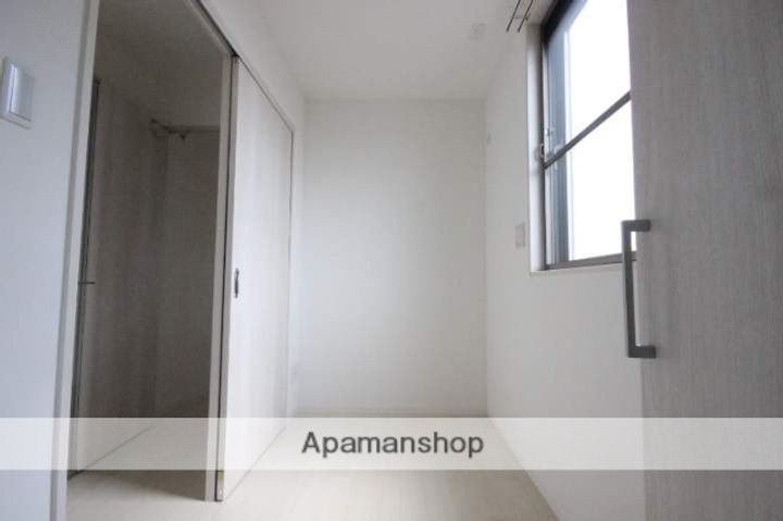 広島県広島市西区古江西町の賃貸マンションの内装