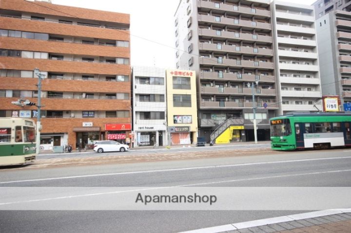 広島県広島市中区榎町の賃貸マンションの外観