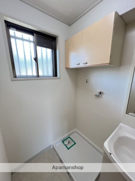 広島県広島市安佐南区緑井8丁目の賃貸マンションの内装