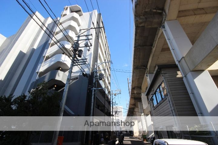 広島県広島市東区二葉の里1丁目の賃貸マンションの外観