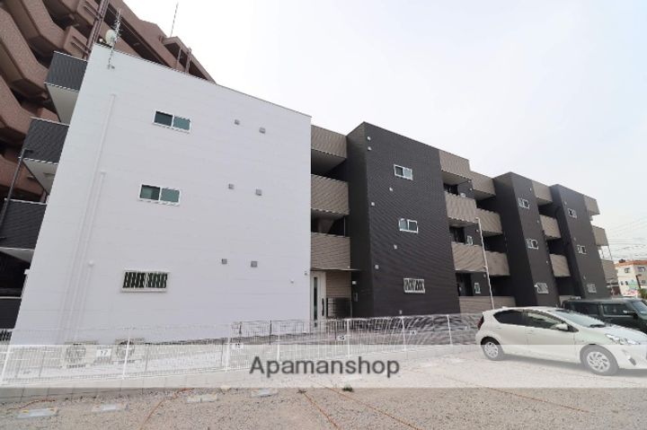 広島県廿日市市本町の賃貸アパートの外観