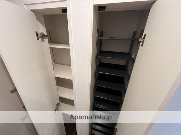 広島県広島市中区広瀬北町の賃貸アパートの内装