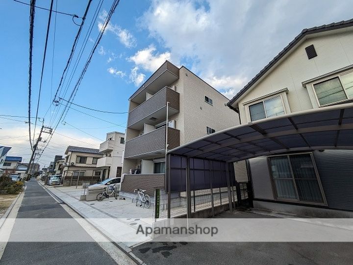 広島県広島市中区江波本町の賃貸アパートの外観