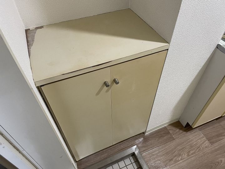 プレアール曙Ⅱ202号室の玄関