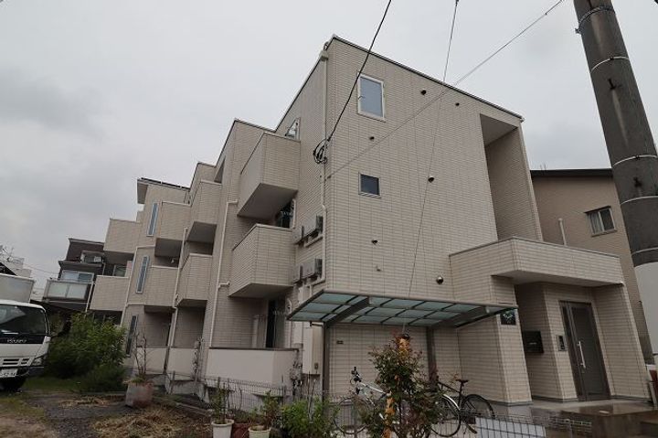 PLEIN SOLEIL 庚午北(プランソレイユ)102号室の外観