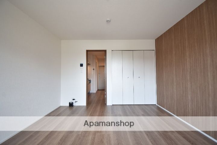 広島県広島市西区南観音1丁目の賃貸アパートの居間