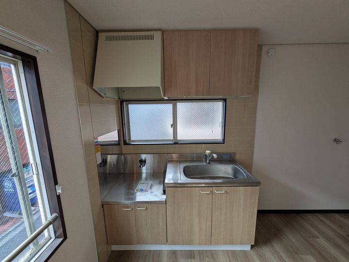 広島県広島市中区住吉町の賃貸アパートのキッチン