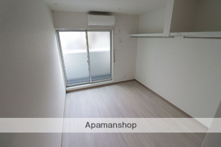 広島県広島市西区草津東3丁目の賃貸アパートの居間